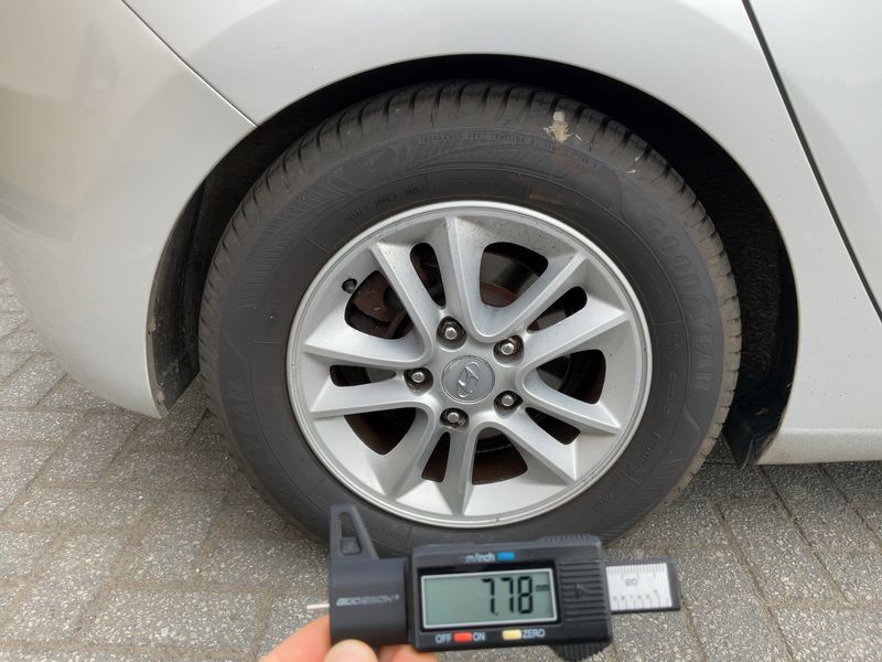 Hyundai i30 1.6 GDI Style 2013 – снимка 9