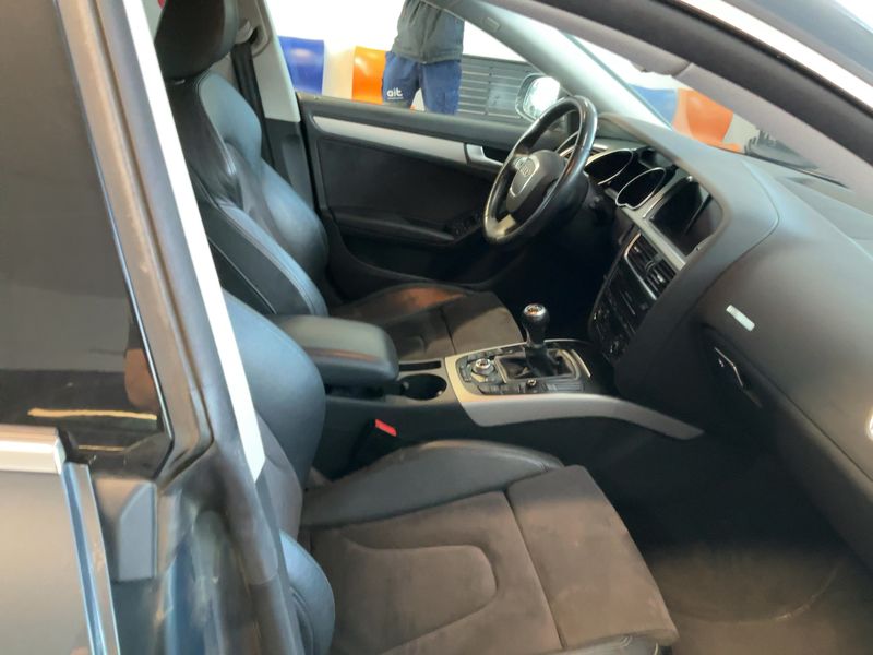Audi A5 Sportback 2.0 TDI 2010 – снимка 17