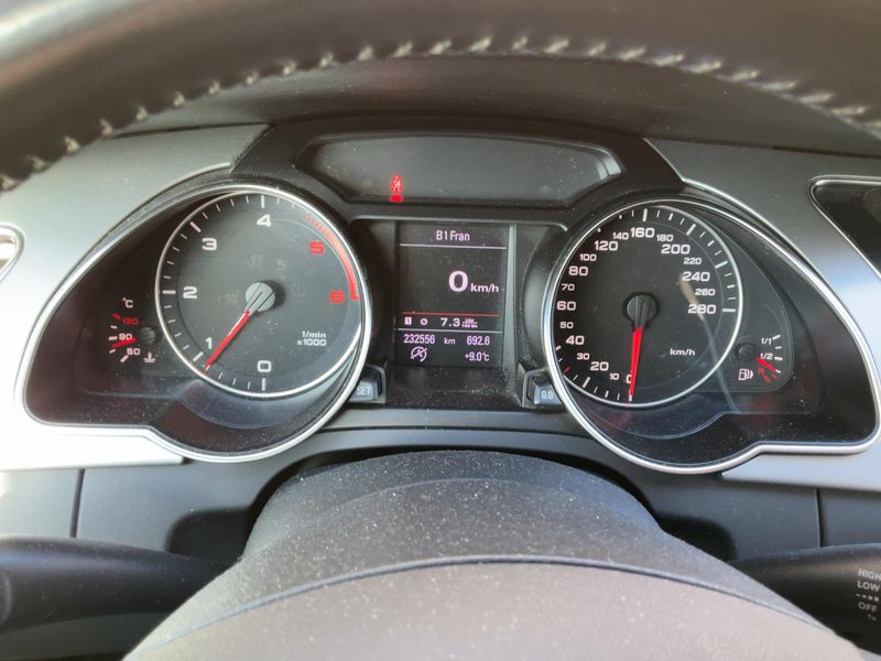 Audi A5 Sportback 2.0 TDI 2010 – снимка 19