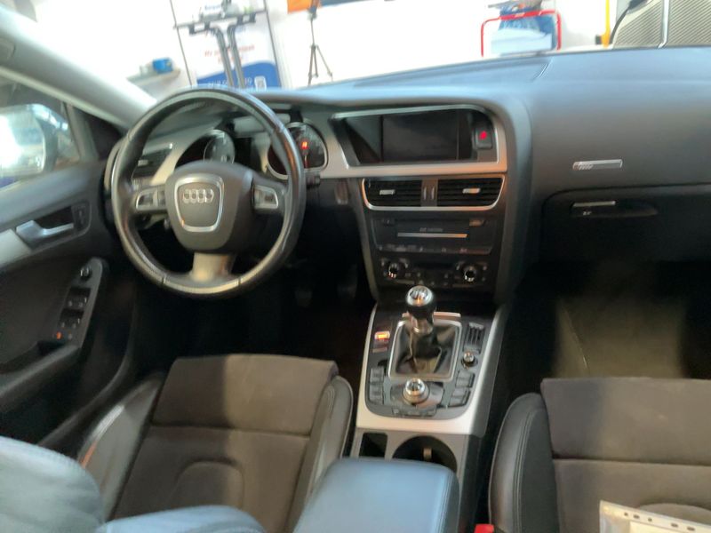 Audi A5 Sportback 2.0 TDI 2010 – снимка 18
