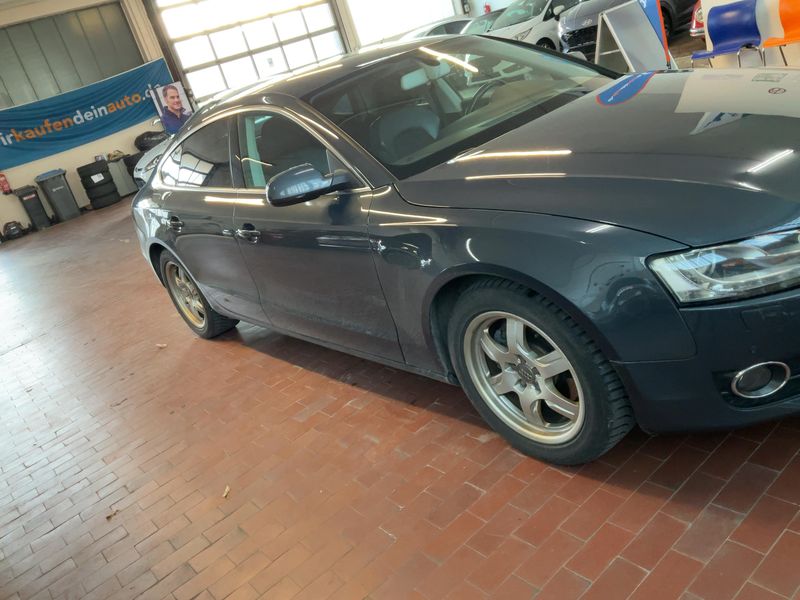 Audi A5 Sportback 2.0 TDI 2010 – снимка 12