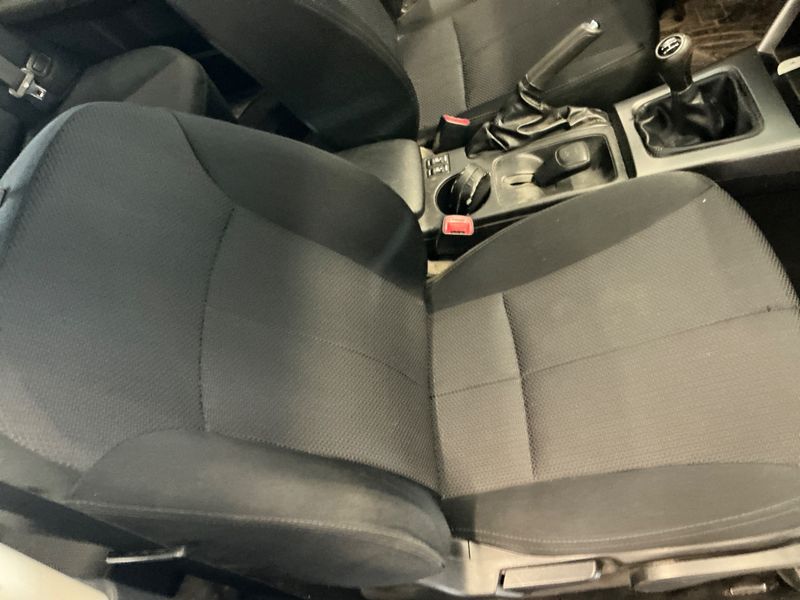 Subaru Forester 2.0 X Classic 2012 – снимка 37