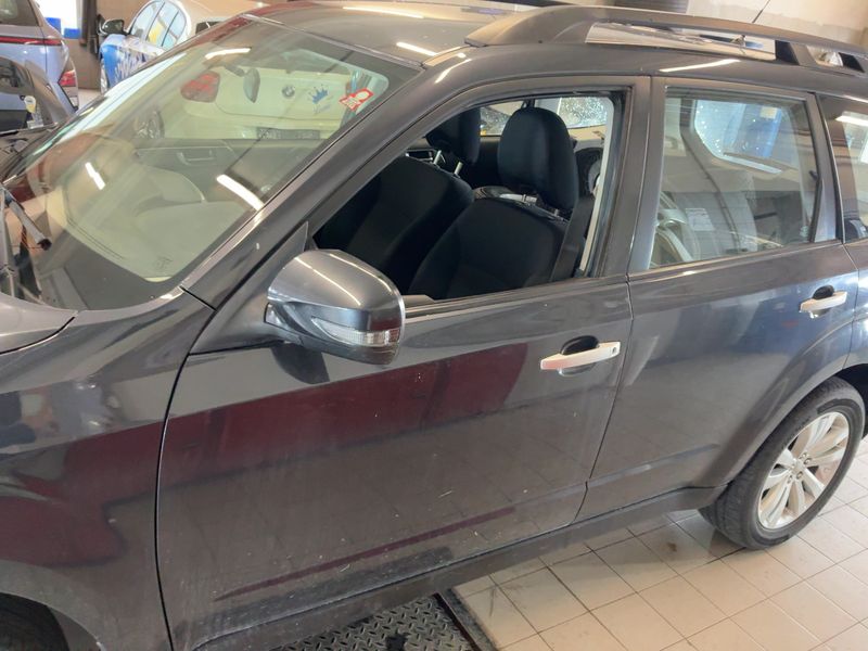 Subaru Forester 2.0 X Classic 2012 – снимка 4
