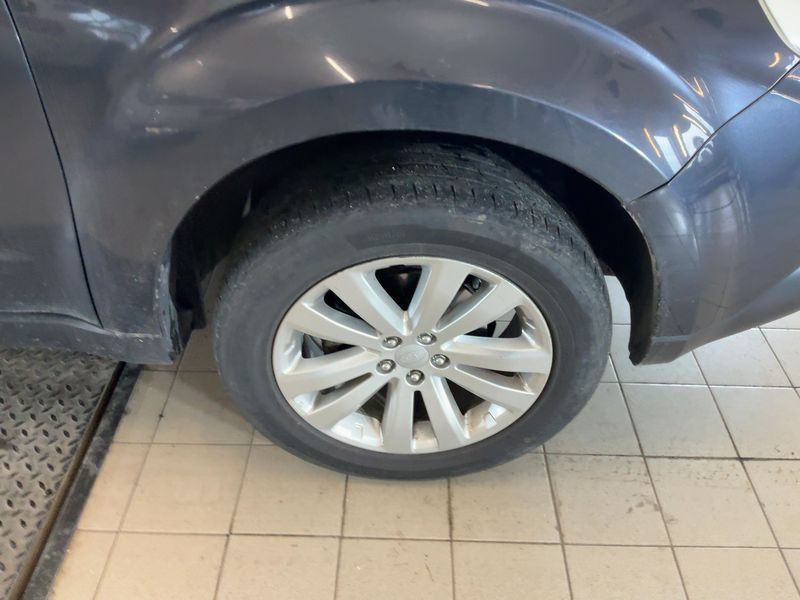 Subaru Forester 2.0 X Classic 2012 – снимка 11