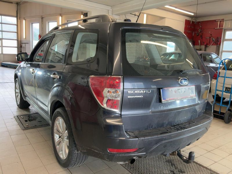 Subaru Forester 2.0 X Classic 2012 – снимка 6