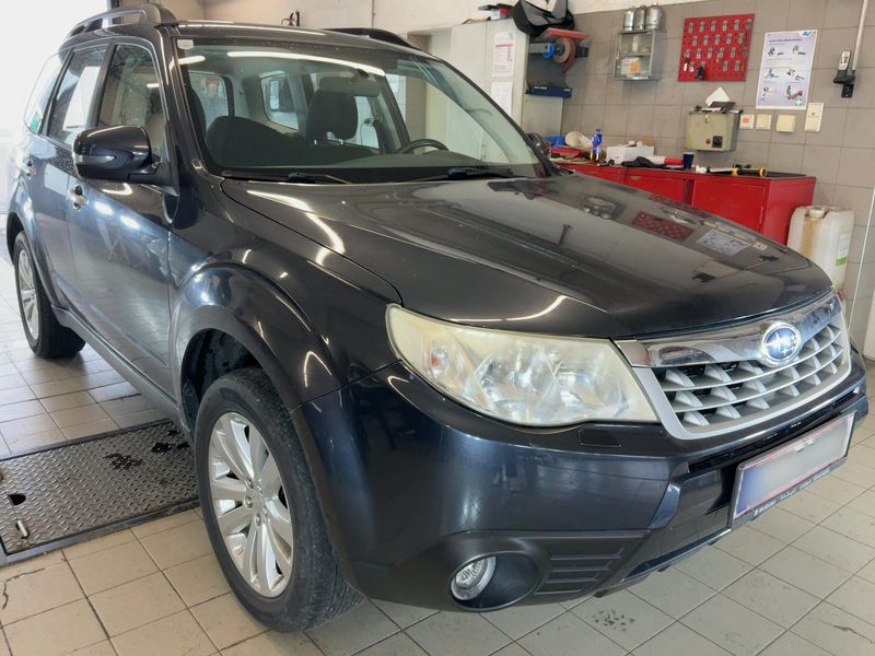 Subaru Forester 2.0 X Classic 2012 – снимка 12