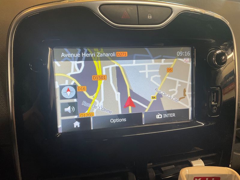 Renault Clio 1.5 dCi Business Eco2 2015 – снимка на щета