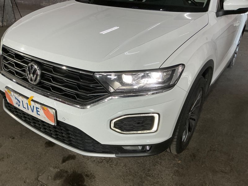 Volkswagen T-Roc 1.5 TSI ACT Sport 2019 – снимка 26