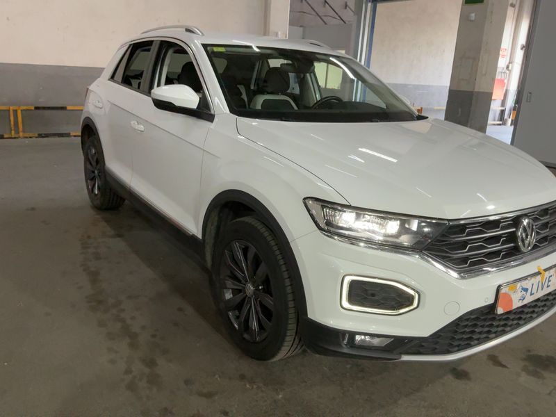 Volkswagen T-Roc 1.5 TSI ACT Sport 2019 – снимка 12