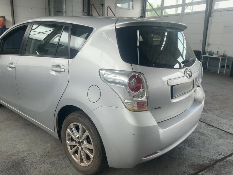 Toyota Verso 1.8 Edition 2011 – снимка 6