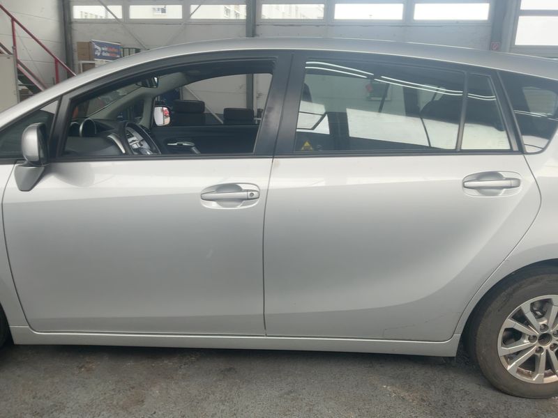 Toyota Verso 1.8 Edition 2011 – снимка 4