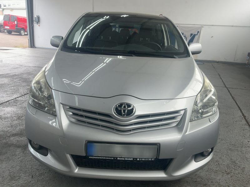 Toyota Verso 1.8 Edition 2011 – снимка 14