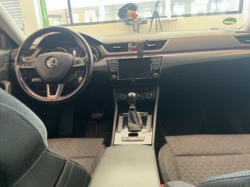 Skoda Superb 2.0 TDI Style 2017 – снимка 17