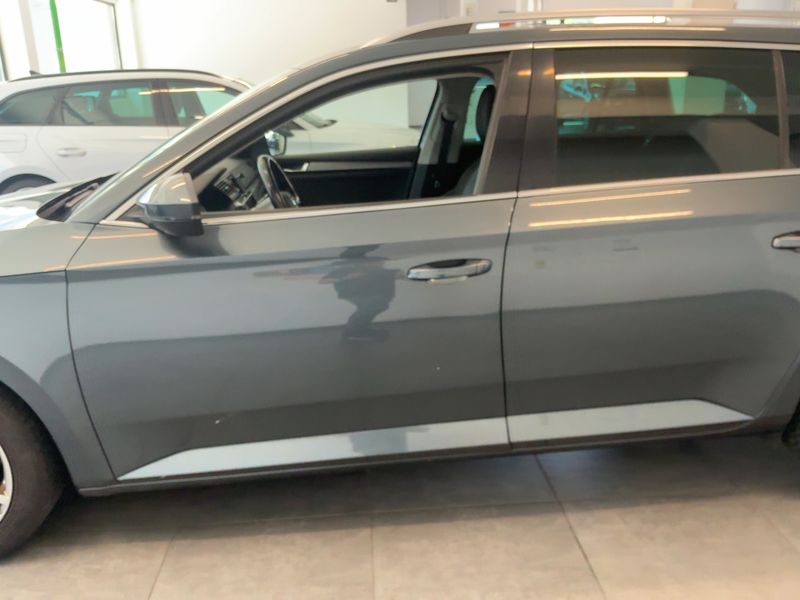 Skoda Superb 2.0 TDI Style 2017 – снимка 4