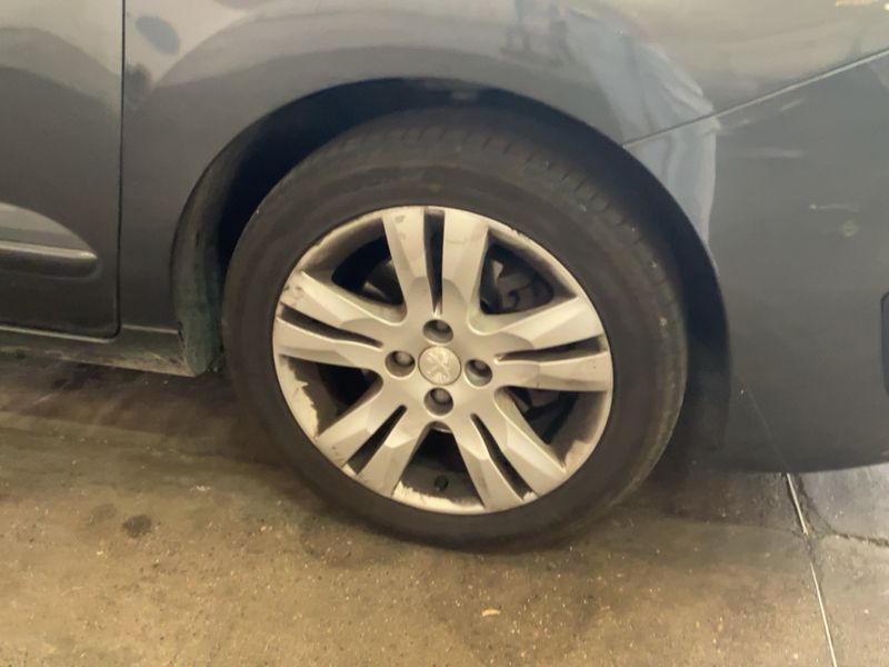Peugeot 5008 2.0 Blue-HDi Allure 2015 – снимка на щета