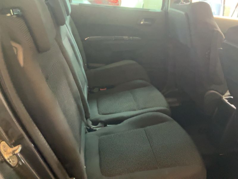 Peugeot 5008 2.0 Blue-HDi Allure 2015 – снимка 14