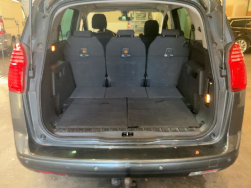 Peugeot 5008 2.0 Blue-HDi Allure 2015 – снимка 10