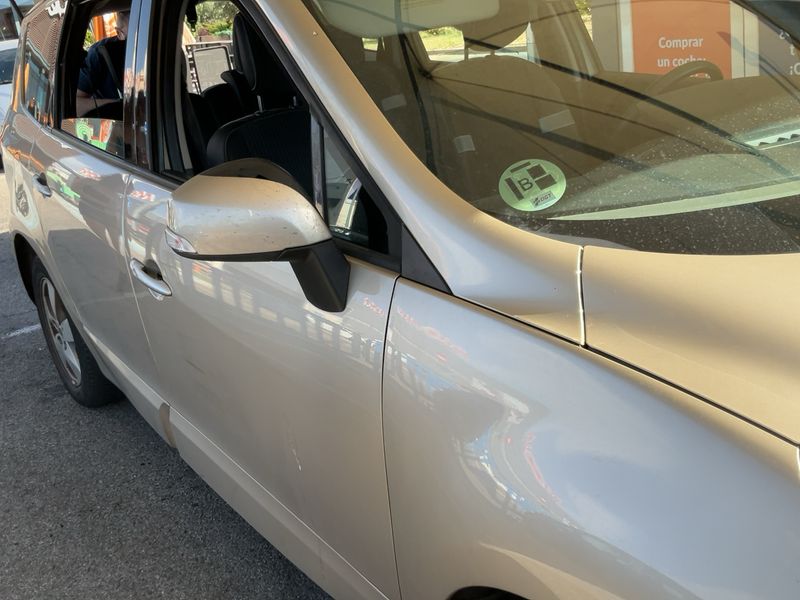 Renault Grand Scenic 1.5 dCi Dynamique 2011 – снимка 12
