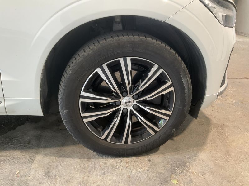 Volvo XC60 2.0 B4 Diesel Mild-Hybrid Inscription AWD 2022 – снимка 11