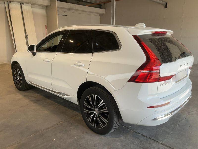 Volvo XC60 2.0 B4 Diesel Mild-Hybrid Inscription AWD 2022 – снимка 6