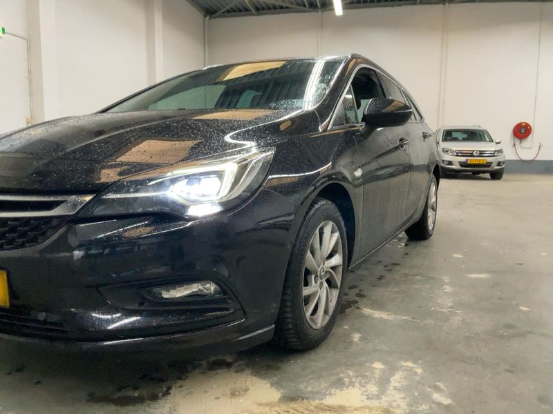Opel Astra 1.4 SIDI Turbo Ultimate Start/Stop 2018 – снимка 2