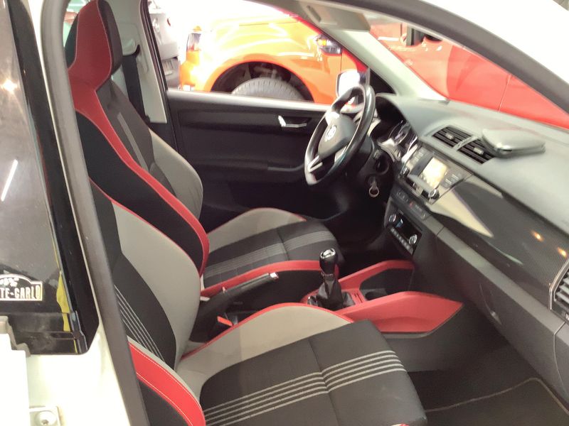Skoda Fabia 1.2 TSI Monte Carlo 2016 – снимка 17