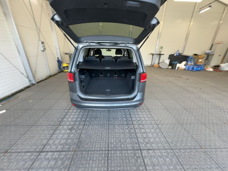 Volkswagen Touran 1.6 TDI Sound BlueMotion Tech 2017 – снимка 15