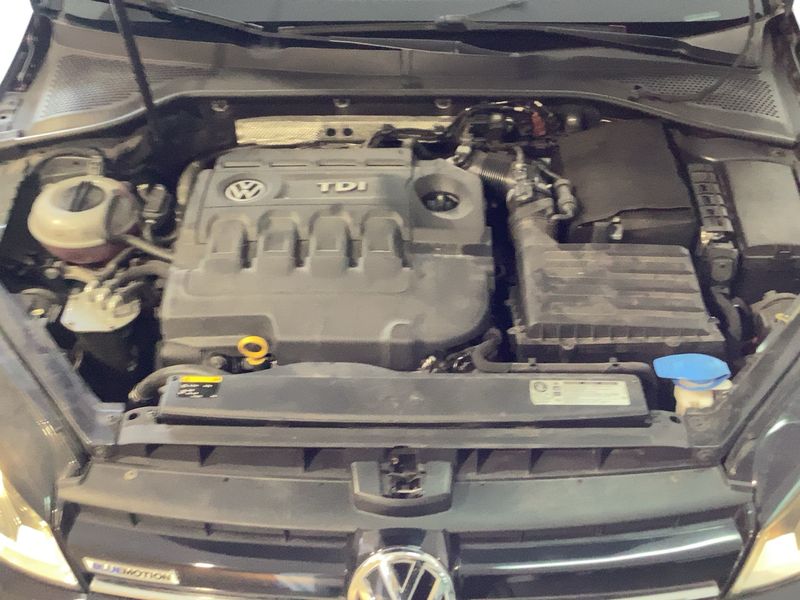 Volkswagen Golf VII 1.6 TDI Comfortline BlueMotion Tech 2016 – снимка 23