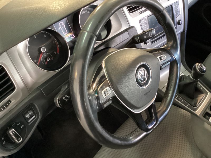 Volkswagen Golf VII 1.6 TDI Comfortline BlueMotion Tech 2016 – снимка 24