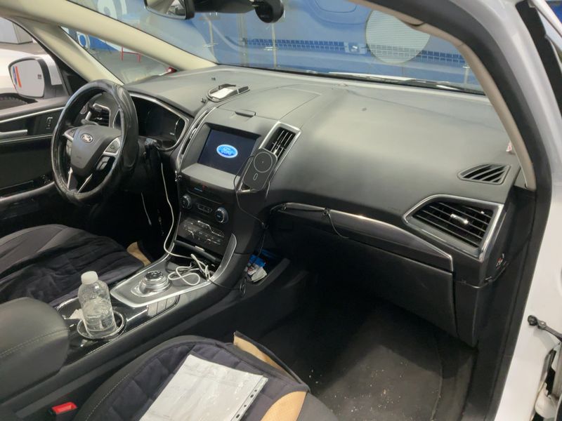 Ford S-Max 2.0 TDCi EcoBlue Titanium 2019 – снимка 18