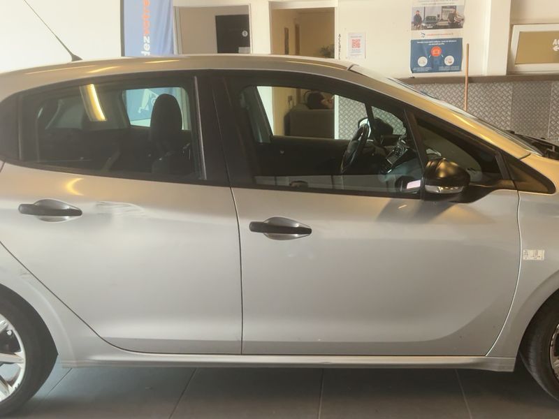 Peugeot 208 1.6 HDi Affaire Pack CD Clim 2012 – снимка 10