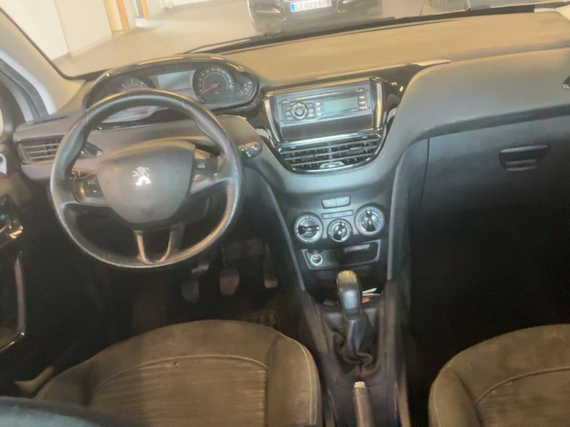Peugeot 208 1.6 HDi Affaire Pack CD Clim 2012 – снимка 17