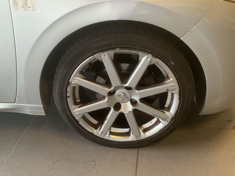 Peugeot 208 1.6 HDi Affaire Pack CD Clim 2012 – снимка 11