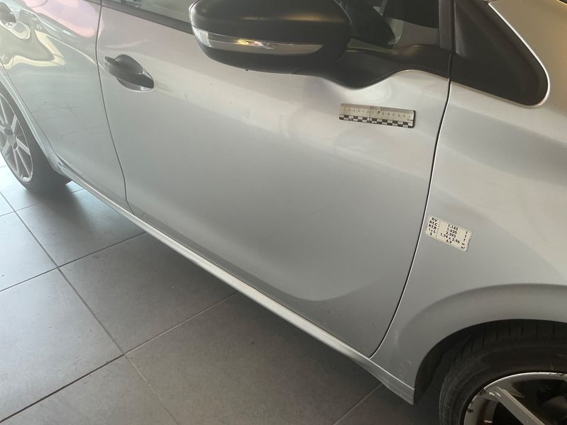 Peugeot 208 1.6 HDi Affaire Pack CD Clim 2012 – снимка 25