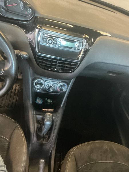 Peugeot 208 1.6 HDi Affaire Pack CD Clim 2012 – снимка 34