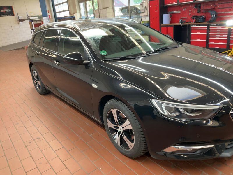 Opel Insignia Sports Tourer 2.0 CDTI Innovation 4x4 2019 – снимка 12