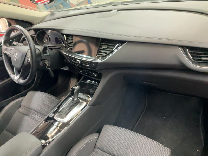 Opel Insignia Sports Tourer 2.0 CDTI Innovation 4x4 2019 – снимка 17