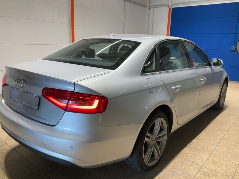 Audi A4 2.0 TDI Ambiente 2012 – снимка 6