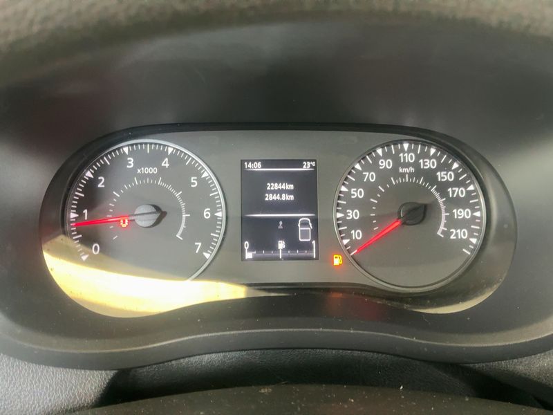 Nissan Interstar 2.3 dCi L2H2 3,5t Acenta FWD 2022 – снимка 18