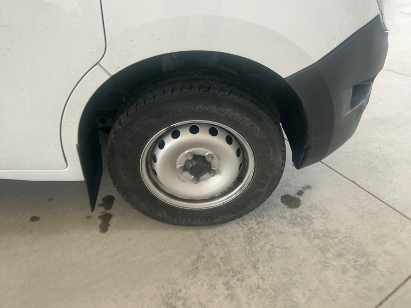 Nissan Interstar 2.3 dCi L2H2 3,5t Acenta FWD 2022 – снимка 11