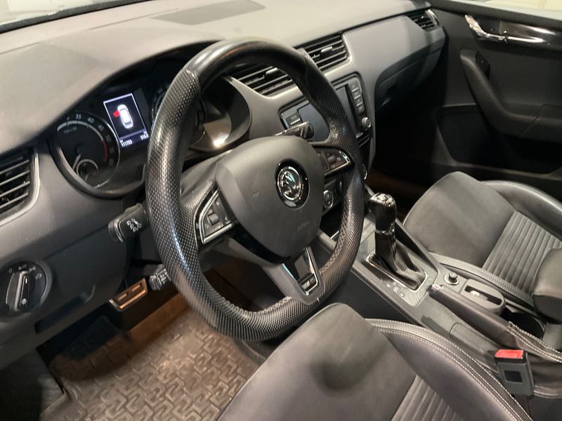 Skoda Octavia 2.0 TDI RS 4x4 2016 – снимка 28