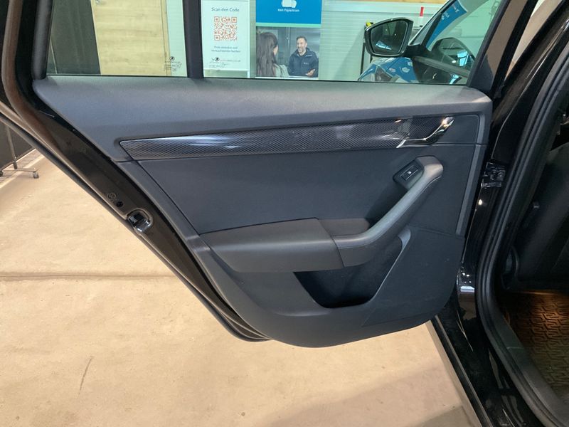 Skoda Octavia 2.0 TDI RS 4x4 2016 – снимка 29