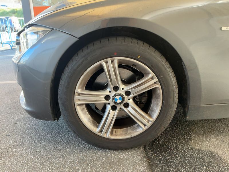 BMW 3er 320d 2013 – снимка 17