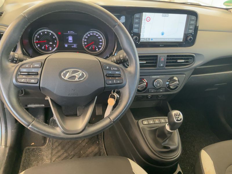 Hyundai i10 1.0 Trend 2023 – снимка 18