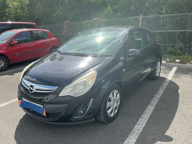 Opel Corsa 1.4 Edition 2011 – снимка 1