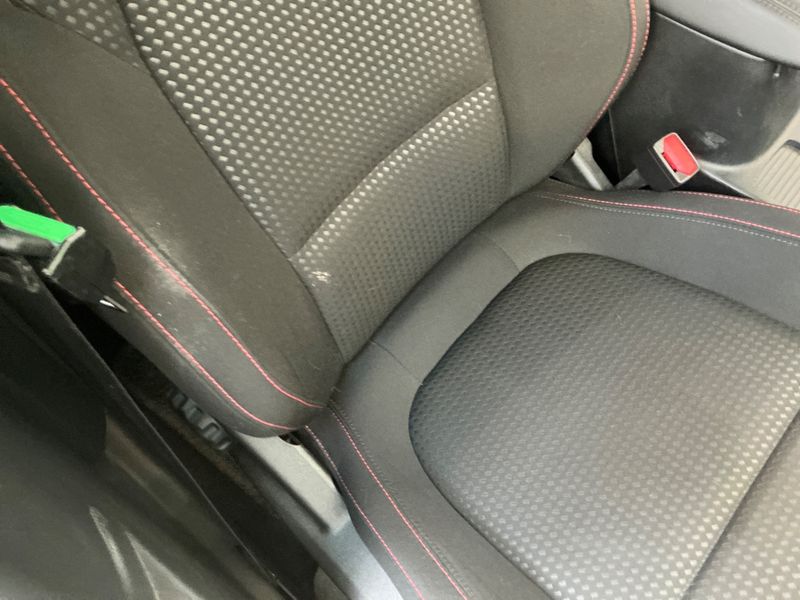 Ford Focus 1.0 EcoBoost Mild-Hybrid ST-Line 2024 – снимка 21