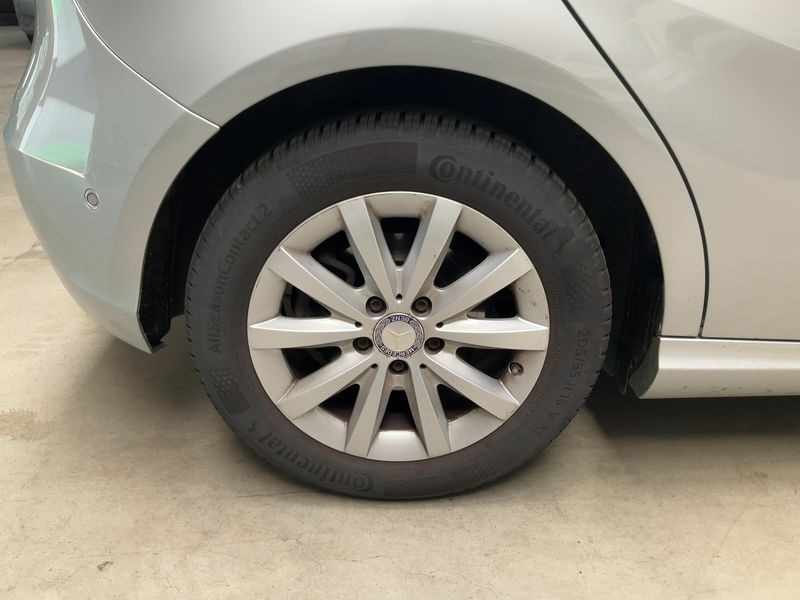 Mercedes-Benz A-Klasse A 200 CDI Style 2015 – снимка 9