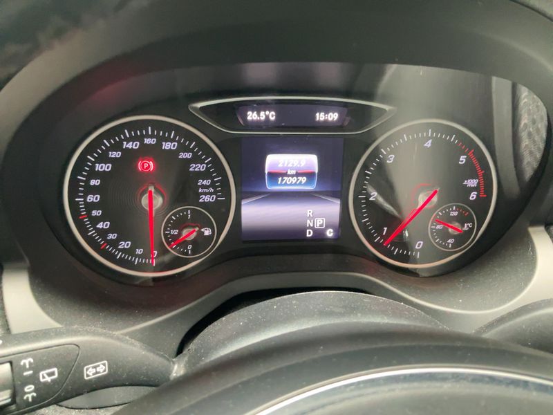 Mercedes-Benz A-Klasse A 200 CDI Style 2015 – снимка 18