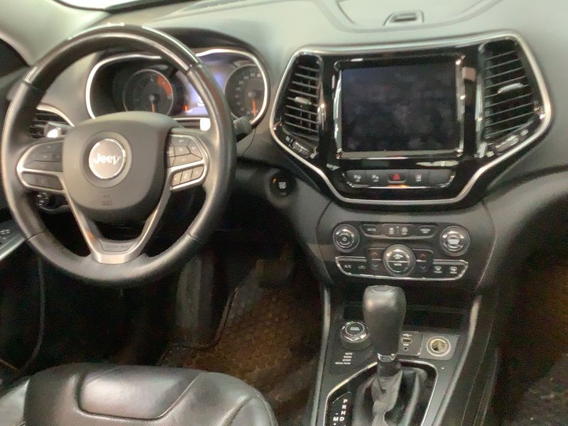 Jeep Cherokee 2.2 M-Jet Overland 4x4 2021 – снимка 18