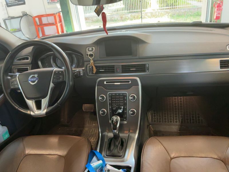 Volvo XC70 2.4 D4 Summum AWD 2016 – снимка 17